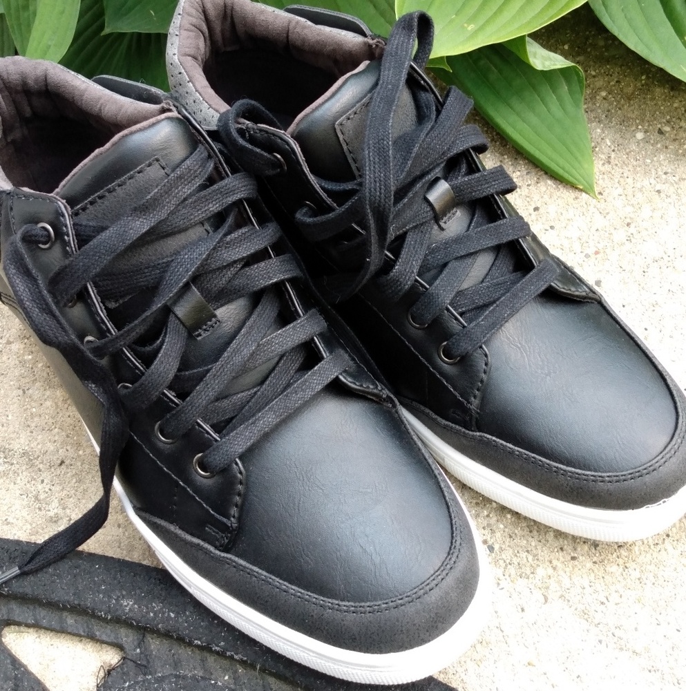 American Eagle Shoes NWOT